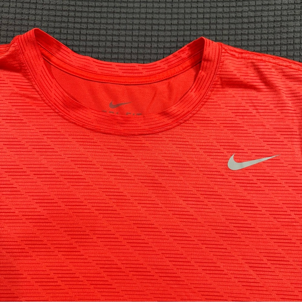 Nike Dri Fit Running Shirt Bright Orange Athletic Tee Mens XL - Picture 2 of 7